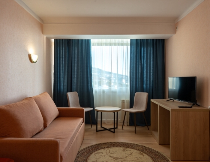 Апартаменты 2-местные 2-комнатные с мини-кухней - Санаторий «Ай-Петри»