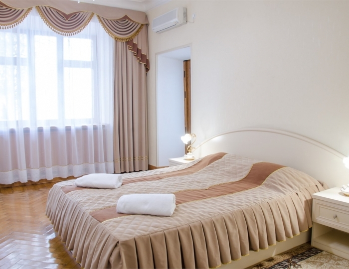 Люкс 2-местный 2-комнатный Дача Чайка (отделение "Морской прибой") - Санаторий «Ай-Петри»