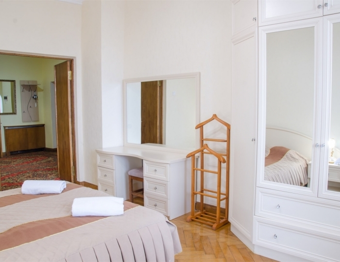 Люкс 2-местный 2-комнатный Дача Чайка (отделение "Морской прибой") - Санаторий «Ай-Петри»