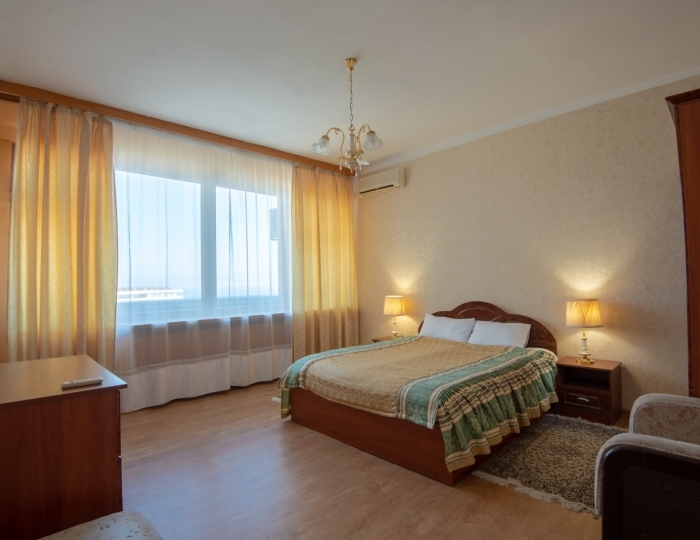 Люкс 2-местный 2-комнатный корпус 2 (отделение "Морской прибой") - Санаторий «Ай-Петри»