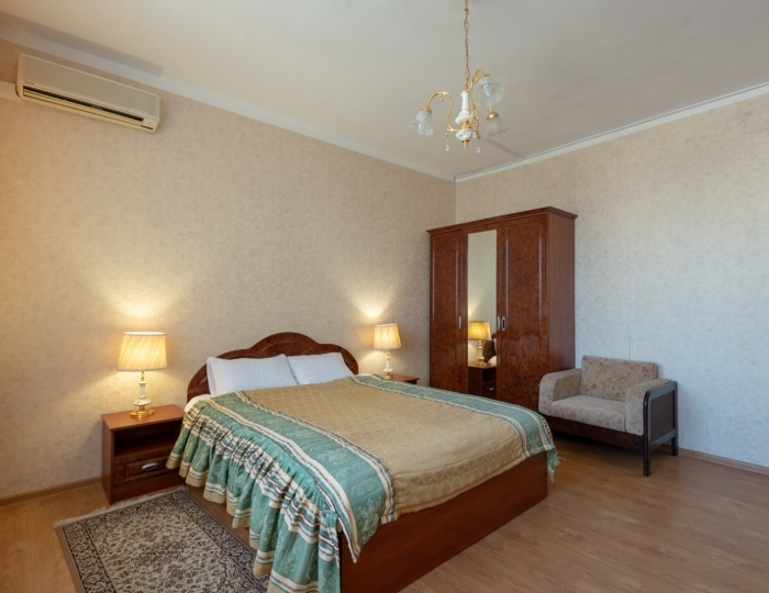 Люкс 2-местный 2-комнатный корпус 2 (отделение "Морской прибой") - Санаторий «Ай-Петри»