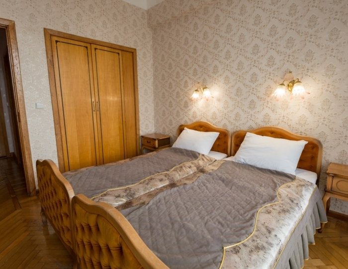 Полулюкс 2-местный 2-комнатный корпус 1 (отделение "Морской прибой") - Санаторий «Ай-Петри»